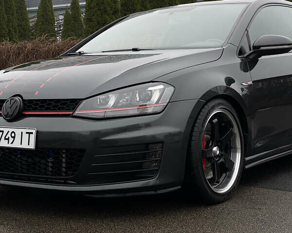 Серый Фольксваген Гольф ГТИ, объемом двигателя 1.98 л и пробегом 123 тыс. км за 13800 $, фото 12 на Automoto.ua