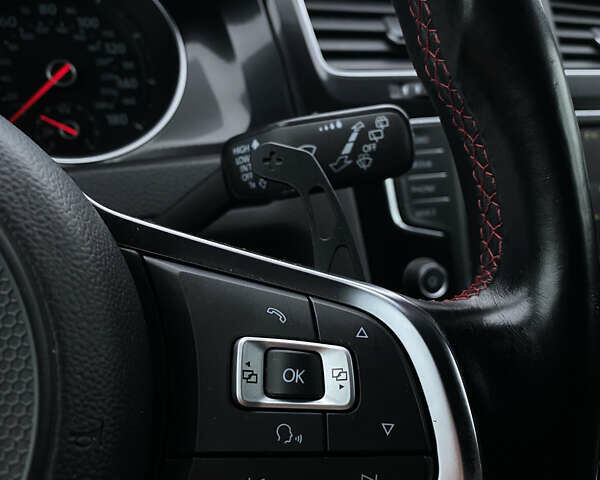 Серый Фольксваген Гольф ГТИ, объемом двигателя 1.98 л и пробегом 123 тыс. км за 13800 $, фото 43 на Automoto.ua