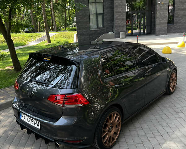 Серый Фольксваген Гольф ГТИ, объемом двигателя 1.98 л и пробегом 223 тыс. км за 14400 $, фото 6 на Automoto.ua