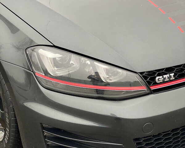 Серый Фольксваген Гольф ГТИ, объемом двигателя 1.98 л и пробегом 123 тыс. км за 13800 $, фото 11 на Automoto.ua