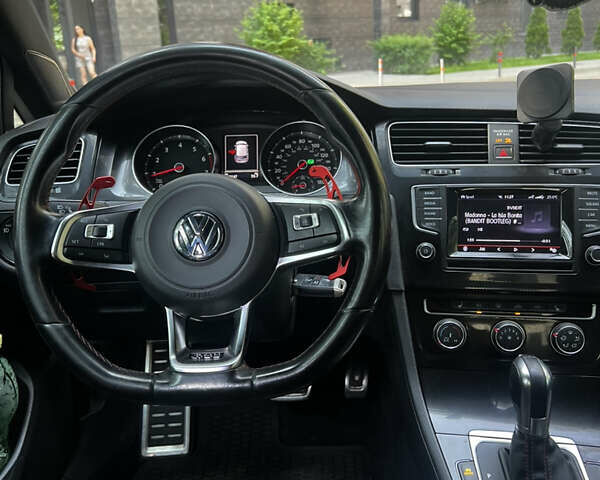 Серый Фольксваген Гольф ГТИ, объемом двигателя 1.98 л и пробегом 223 тыс. км за 14400 $, фото 10 на Automoto.ua