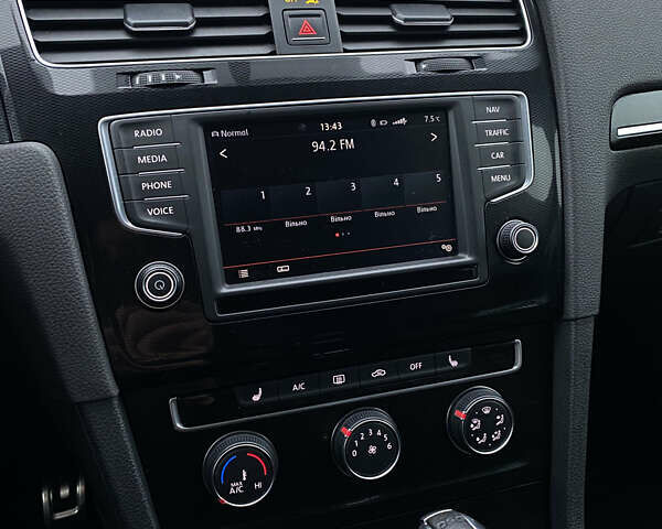 Серый Фольксваген Гольф ГТИ, объемом двигателя 1.98 л и пробегом 123 тыс. км за 13800 $, фото 45 на Automoto.ua