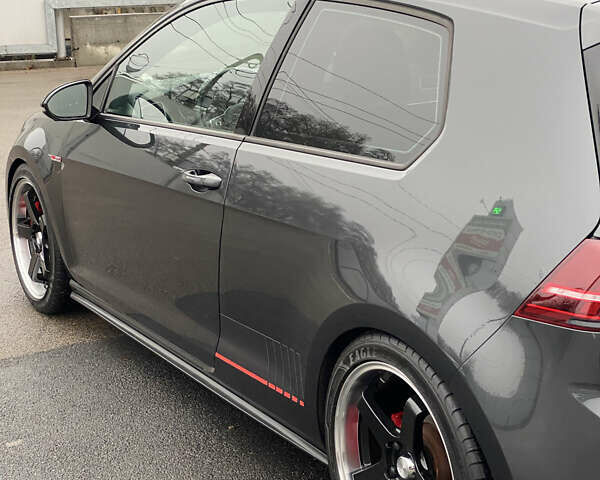 Серый Фольксваген Гольф ГТИ, объемом двигателя 1.98 л и пробегом 123 тыс. км за 13800 $, фото 18 на Automoto.ua