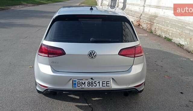 Серый Фольксваген Гольф ГТИ, объемом двигателя 1.98 л и пробегом 129 тыс. км за 15000 $, фото 2 на Automoto.ua