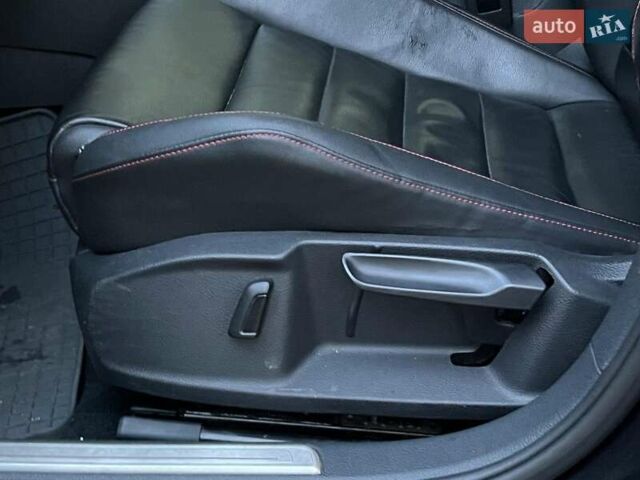 Серый Фольксваген Гольф ГТИ, объемом двигателя 2 л и пробегом 150 тыс. км за 13790 $, фото 22 на Automoto.ua