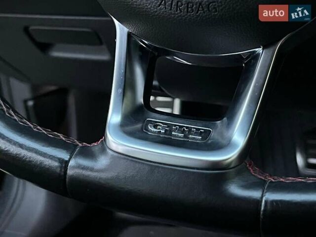 Серый Фольксваген Гольф ГТИ, объемом двигателя 2 л и пробегом 150 тыс. км за 13790 $, фото 21 на Automoto.ua