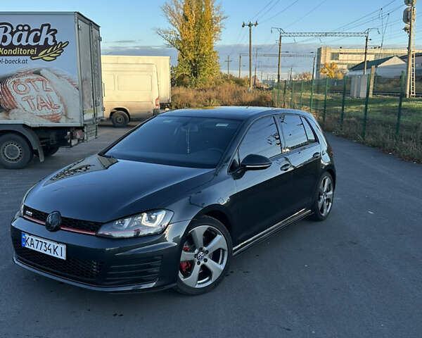 Серый Фольксваген Гольф ГТИ, объемом двигателя 1.98 л и пробегом 184 тыс. км за 14700 $, фото 1 на Automoto.ua