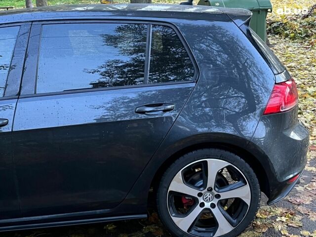 Серый Фольксваген Гольф ГТИ, объемом двигателя 2 л и пробегом 150 тыс. км за 13790 $, фото 5 на Automoto.ua