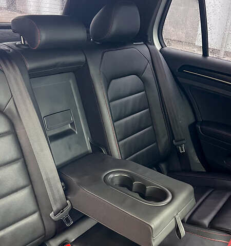 Серый Фольксваген Гольф ГТИ, объемом двигателя 1.98 л и пробегом 120 тыс. км за 17000 $, фото 18 на Automoto.ua