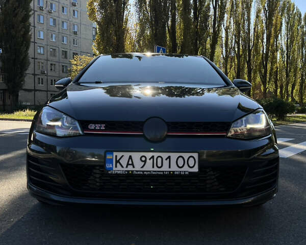 Серый Фольксваген Гольф ГТИ, объемом двигателя 1.98 л и пробегом 151 тыс. км за 15900 $, фото 4 на Automoto.ua