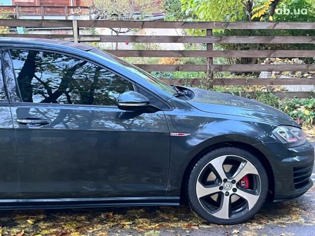 Серый Фольксваген Гольф ГТИ, объемом двигателя 2 л и пробегом 150 тыс. км за 13790 $, фото 11 на Automoto.ua