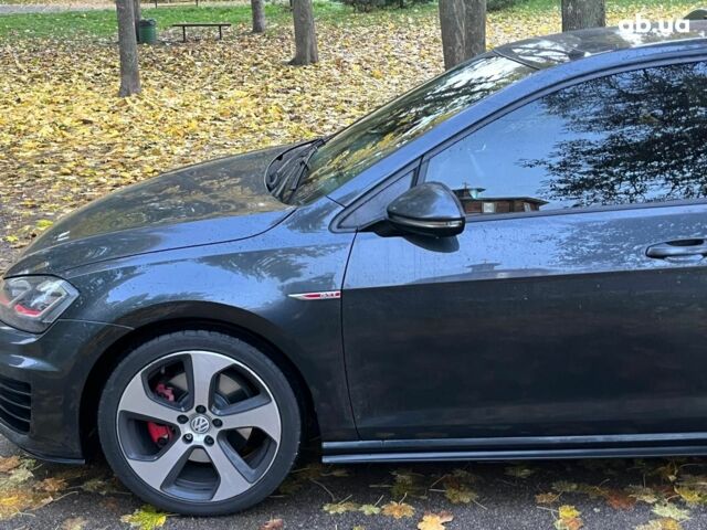 Серый Фольксваген Гольф ГТИ, объемом двигателя 2 л и пробегом 150 тыс. км за 13790 $, фото 6 на Automoto.ua