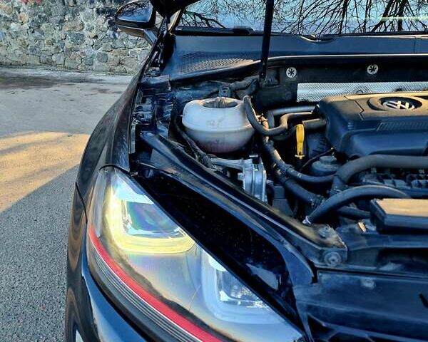 Серый Фольксваген Гольф ГТИ, объемом двигателя 1.98 л и пробегом 115 тыс. км за 16000 $, фото 28 на Automoto.ua