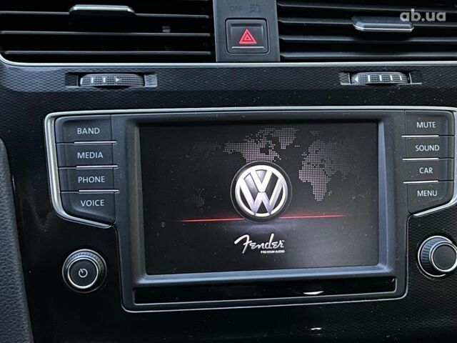 Серый Фольксваген Гольф ГТИ, объемом двигателя 2 л и пробегом 150 тыс. км за 13790 $, фото 19 на Automoto.ua