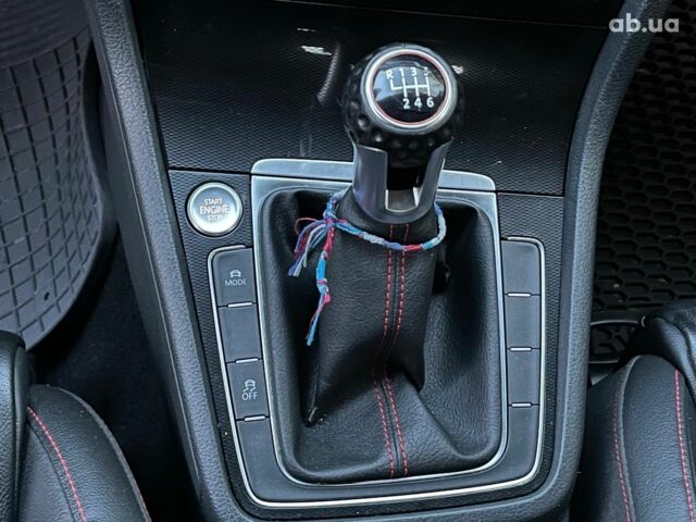 Серый Фольксваген Гольф ГТИ, объемом двигателя 2 л и пробегом 150 тыс. км за 13790 $, фото 20 на Automoto.ua