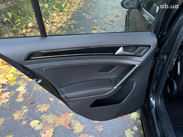 Серый Фольксваген Гольф ГТИ, объемом двигателя 2 л и пробегом 150 тыс. км за 13790 $, фото 25 на Automoto.ua