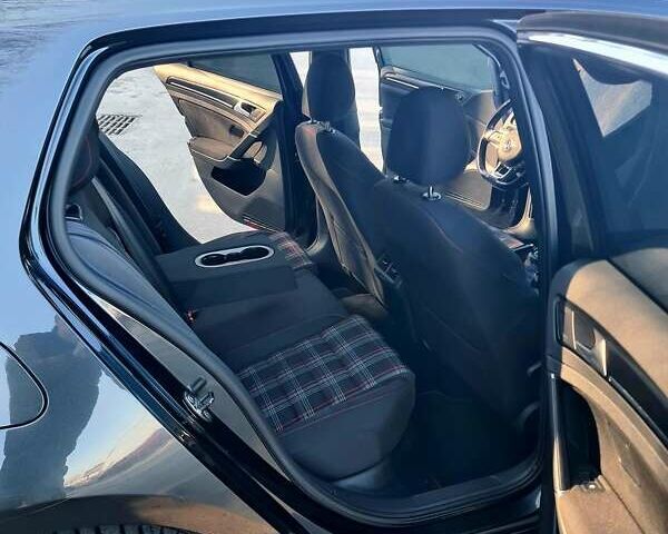 Серый Фольксваген Гольф ГТИ, объемом двигателя 1.98 л и пробегом 115 тыс. км за 16000 $, фото 18 на Automoto.ua