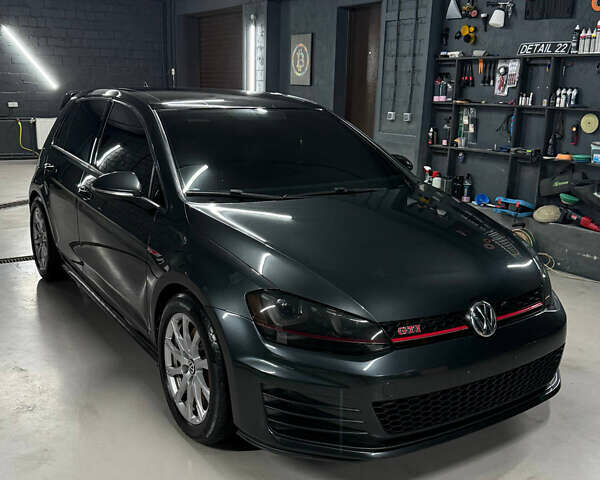 Серый Фольксваген Гольф ГТИ, объемом двигателя 1.98 л и пробегом 128 тыс. км за 17000 $, фото 2 на Automoto.ua