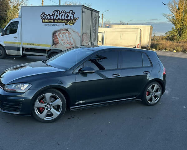 Серый Фольксваген Гольф ГТИ, объемом двигателя 1.98 л и пробегом 184 тыс. км за 14700 $, фото 2 на Automoto.ua