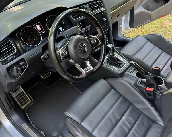 Серый Фольксваген Гольф ГТИ, объемом двигателя 1.98 л и пробегом 87 тыс. км за 21000 $, фото 3 на Automoto.ua