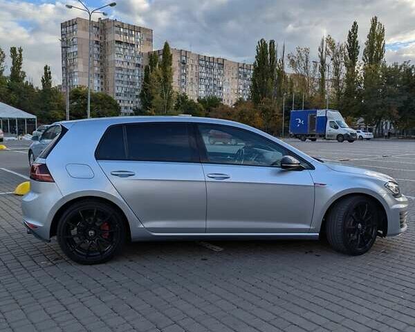 Серый Фольксваген Гольф ГТИ, объемом двигателя 1.98 л и пробегом 71 тыс. км за 16000 $, фото 21 на Automoto.ua