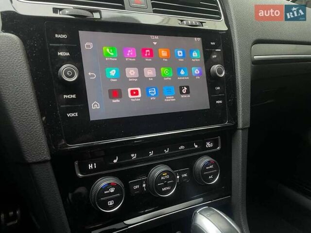 Серый Фольксваген Гольф ГТИ, объемом двигателя 1.98 л и пробегом 126 тыс. км за 20990 $, фото 18 на Automoto.ua