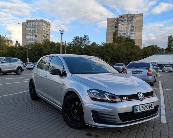 Серый Фольксваген Гольф ГТИ, объемом двигателя 1.98 л и пробегом 71 тыс. км за 16000 $, фото 22 на Automoto.ua