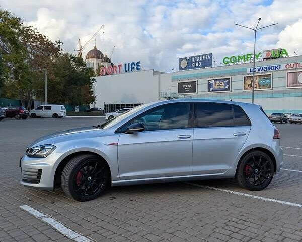 Серый Фольксваген Гольф ГТИ, объемом двигателя 1.98 л и пробегом 71 тыс. км за 16000 $, фото 19 на Automoto.ua