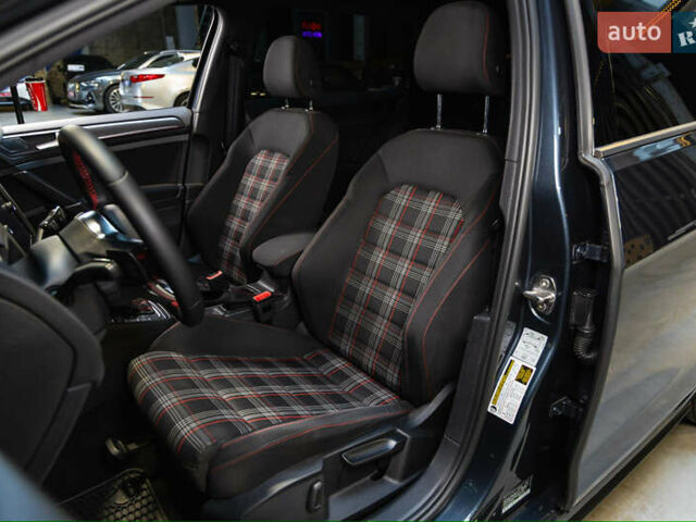 Серый Фольксваген Гольф ГТИ, объемом двигателя 2 л и пробегом 70 тыс. км за 20999 $, фото 27 на Automoto.ua