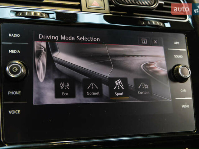 Серый Фольксваген Гольф ГТИ, объемом двигателя 2 л и пробегом 70 тыс. км за 20999 $, фото 35 на Automoto.ua