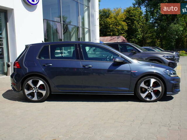 Серый Фольксваген Гольф ГТИ, объемом двигателя 2 л и пробегом 167 тыс. км за 15600 $, фото 9 на Automoto.ua