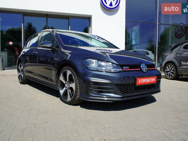 Серый Фольксваген Гольф ГТИ, объемом двигателя 2 л и пробегом 167 тыс. км за 15600 $, фото 1 на Automoto.ua