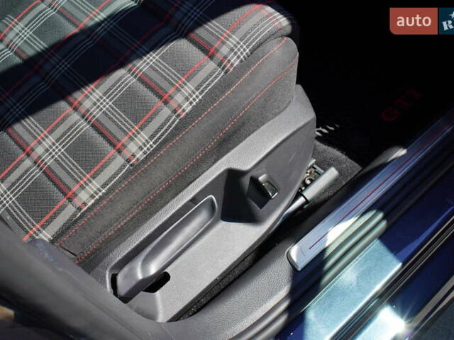 Сірий Фольксваген Гольф ГТІ, об'ємом двигуна 1.98 л та пробігом 167 тис. км за 16100 $, фото 30 на Automoto.ua