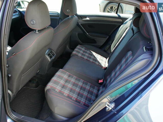 Серый Фольксваген Гольф ГТИ, объемом двигателя 2 л и пробегом 167 тыс. км за 15600 $, фото 26 на Automoto.ua