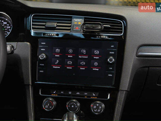 Серый Фольксваген Гольф ГТИ, объемом двигателя 2 л и пробегом 70 тыс. км за 20999 $, фото 36 на Automoto.ua