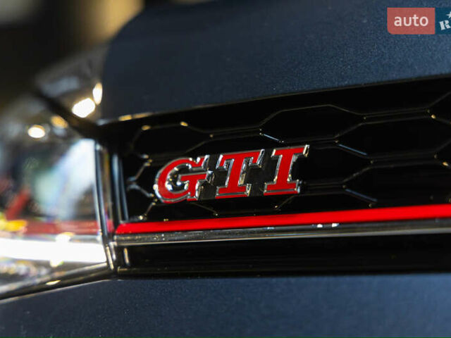 Серый Фольксваген Гольф ГТИ, объемом двигателя 2 л и пробегом 70 тыс. км за 20999 $, фото 13 на Automoto.ua