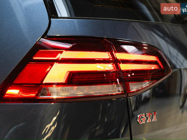 Серый Фольксваген Гольф ГТИ, объемом двигателя 2 л и пробегом 70 тыс. км за 20999 $, фото 11 на Automoto.ua