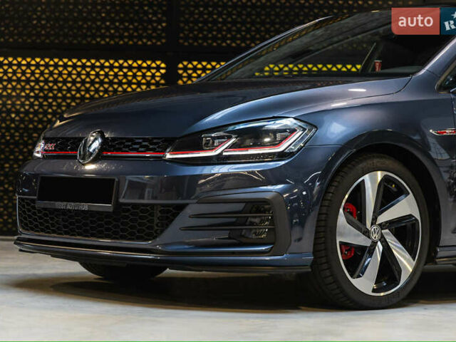 Серый Фольксваген Гольф ГТИ, объемом двигателя 2 л и пробегом 70 тыс. км за 20999 $, фото 8 на Automoto.ua