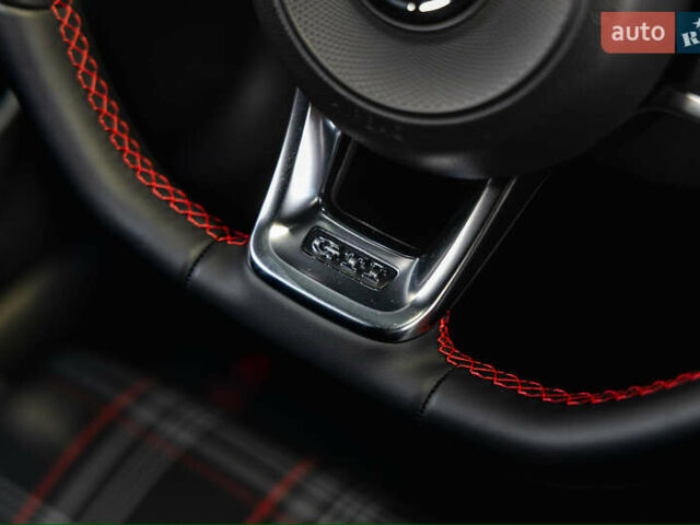 Серый Фольксваген Гольф ГТИ, объемом двигателя 2 л и пробегом 70 тыс. км за 20999 $, фото 16 на Automoto.ua