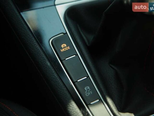 Серый Фольксваген Гольф ГТИ, объемом двигателя 1.98 л и пробегом 113 тыс. км за 17800 $, фото 20 на Automoto.ua