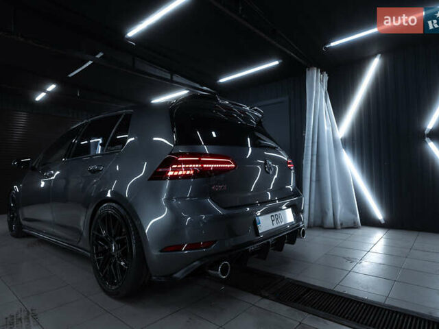 Серый Фольксваген Гольф ГТИ, объемом двигателя 1.98 л и пробегом 114 тыс. км за 23900 $, фото 14 на Automoto.ua