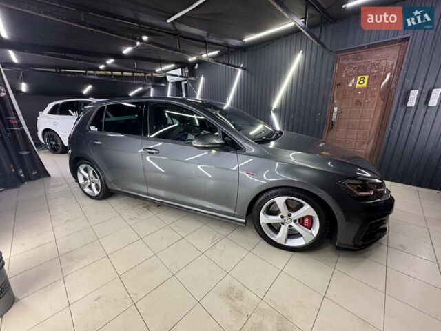 Серый Фольксваген Гольф ГТИ, объемом двигателя 1.98 л и пробегом 114 тыс. км за 23900 $, фото 12 на Automoto.ua