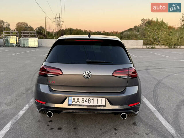 Серый Фольксваген Гольф ГТИ, объемом двигателя 1.98 л и пробегом 110 тыс. км за 23999 $, фото 5 на Automoto.ua