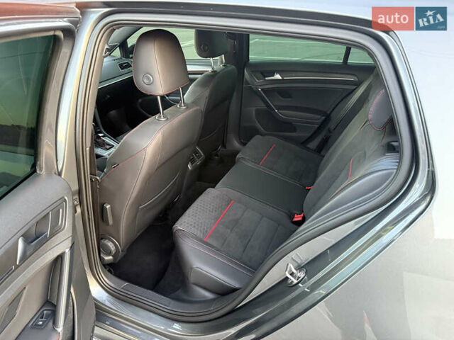 Серый Фольксваген Гольф ГТИ, объемом двигателя 1.98 л и пробегом 110 тыс. км за 23999 $, фото 16 на Automoto.ua