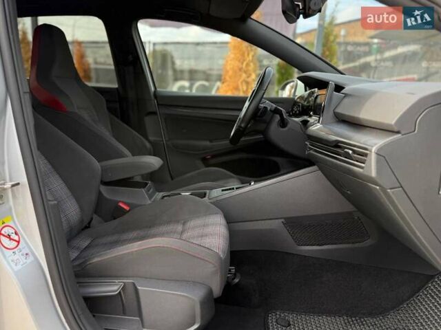 Серый Фольксваген Гольф ГТИ, объемом двигателя 1.98 л и пробегом 154 тыс. км за 25100 $, фото 32 на Automoto.ua