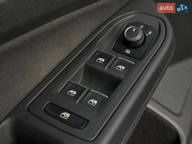 Серый Фольксваген Гольф ГТИ, объемом двигателя 1.98 л и пробегом 154 тыс. км за 25100 $, фото 13 на Automoto.ua