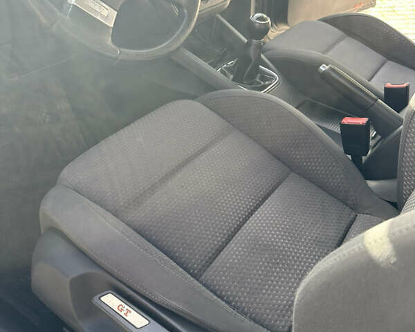 Синий Фольксваген Гольф ГТИ, объемом двигателя 1.4 л и пробегом 230 тыс. км за 5900 $, фото 17 на Automoto.ua