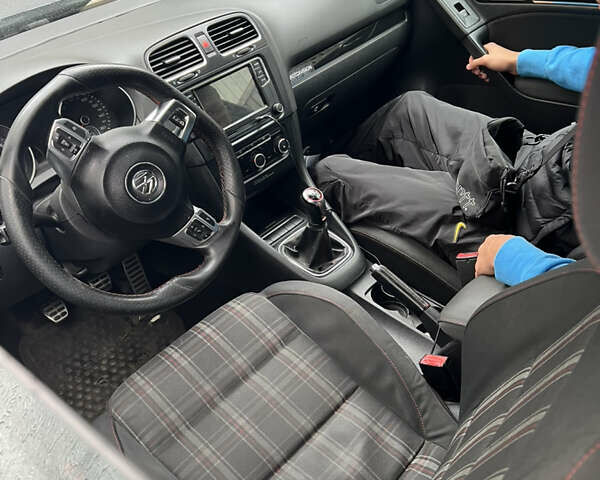 Синій Фольксваген Гольф ГТІ, об'ємом двигуна 2 л та пробігом 240 тис. км за 6000 $, фото 1 на Automoto.ua