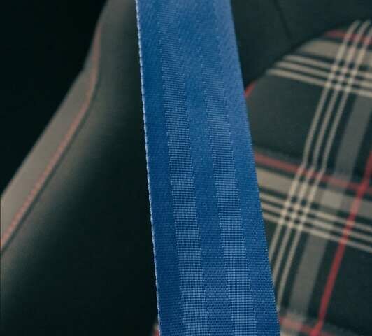 Синий Фольксваген Гольф ГТИ, объемом двигателя 1.98 л и пробегом 112 тыс. км за 15900 $, фото 11 на Automoto.ua