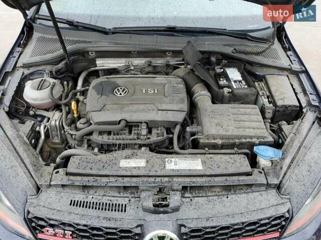 Синий Фольксваген Гольф ГТИ, объемом двигателя 1.98 л и пробегом 84 тыс. км за 2400 $, фото 10 на Automoto.ua
